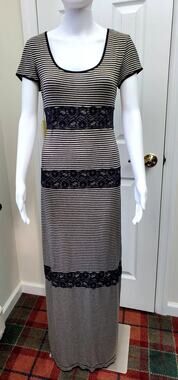 Max Studio Striped Lace Maxi Dress Summer Outdoor Cocktail Party Casual Friday